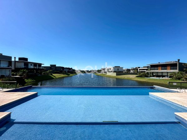 Imagem da galeria sem descrição